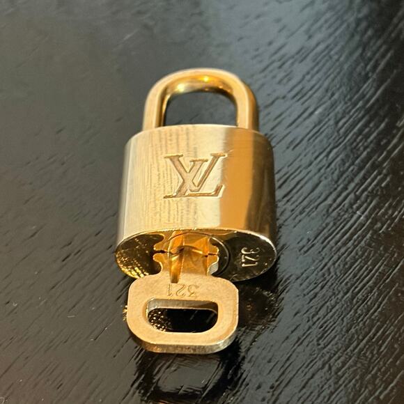Louis Vuitton Lock & Key Set #321 - Picture 1 of 4